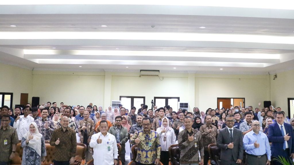 Hadirkan Narasumber Internasional dan Praktisi K3, Seminar Day 1 Bulan K3 Nasional Bahas Bahaya Kimia di Tempat Kerja